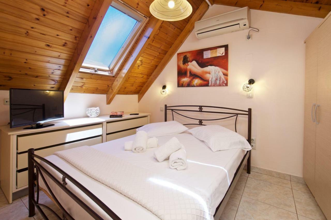 Poseidon Sea View Apartment Argostolion Exterior foto